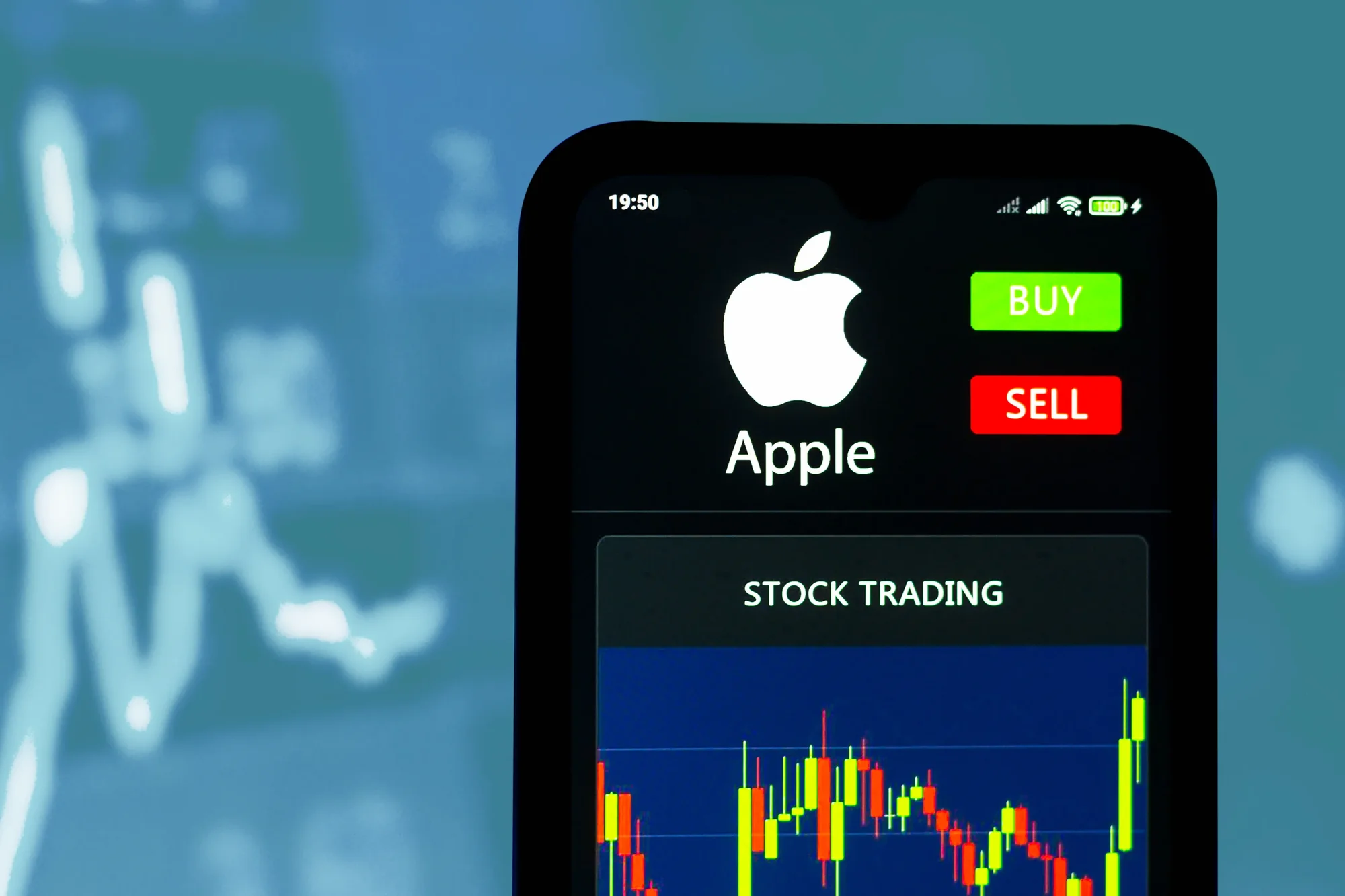 Apple stock rallies following strong iPhone 17 sal 20251020 170957