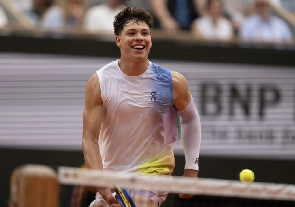 Ben Shelton Vs Andrey Rublev Preview Head To Head 20251030 173351