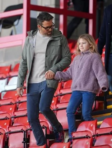 Blake Lively and Ryan Reynolds daughters look so t 20251021 071759