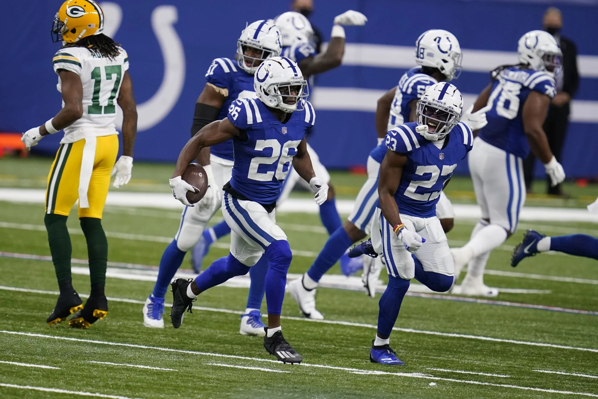Chargers Oronde Gadsden II benched by father in fa 20251023 233458
