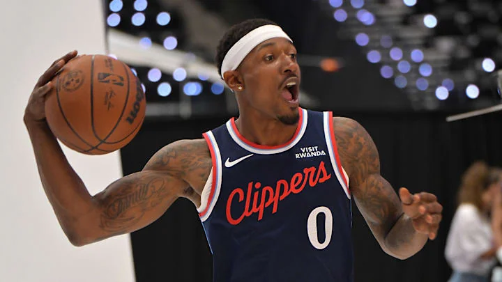 Clippers and Lakers Talk Sales Beal Knicks Updates 20251025 061113