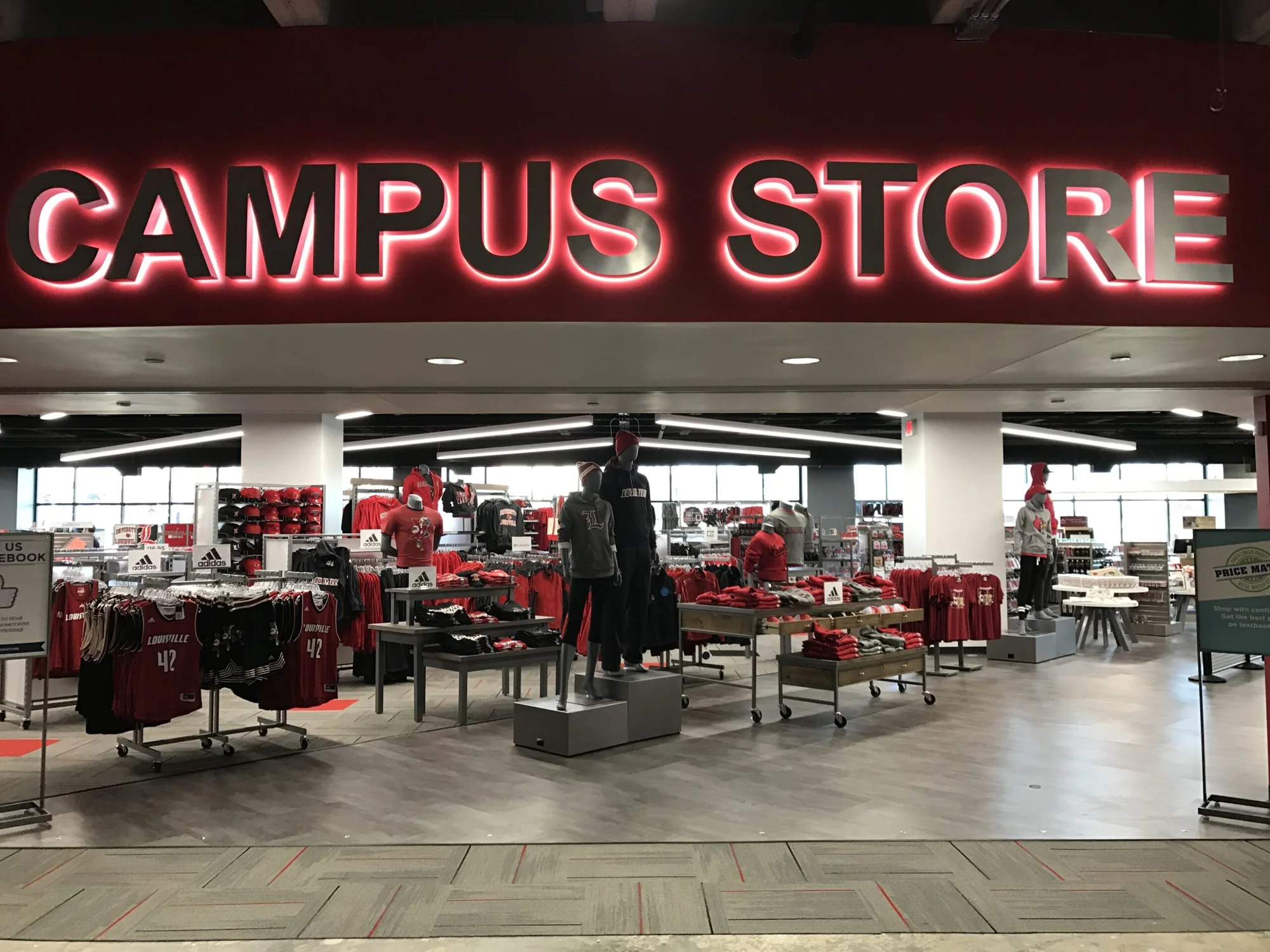 College plans to close campus bookstore to redirec 20251024 013037
