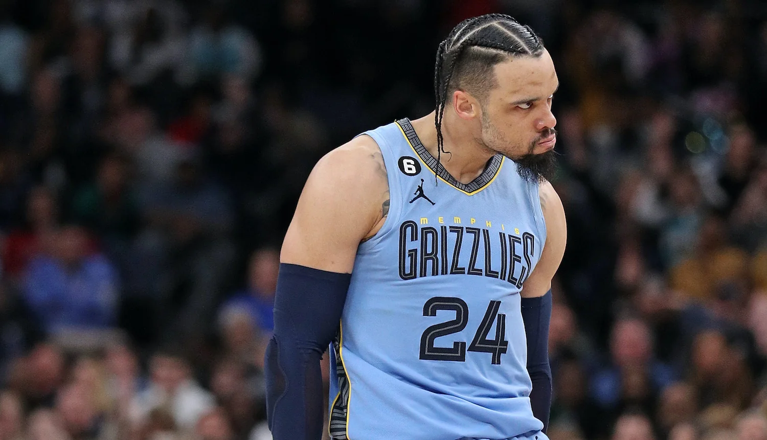 Dillon Brooks brings much needed intensity to Phoe 20251025 060153