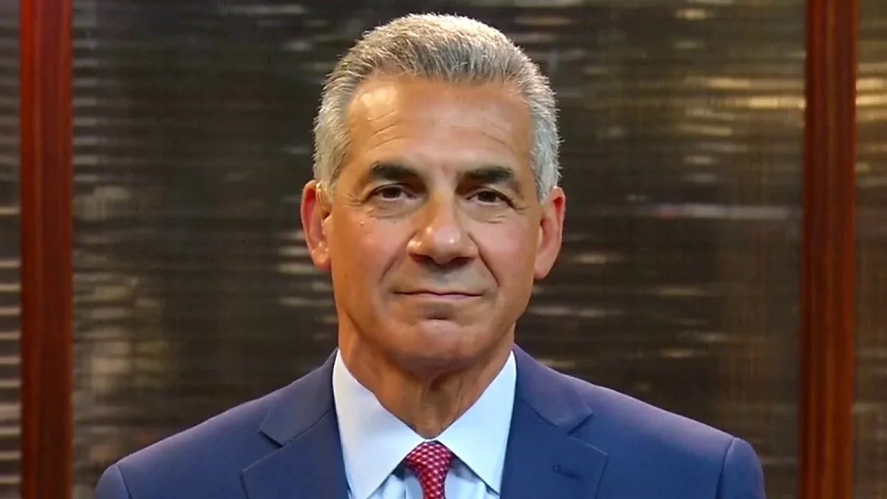 Elect the Jersey guy How Jack Ciattarelli is tryin 20251027 002809