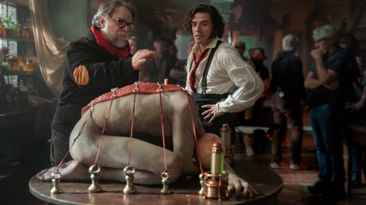 Guillermo del Toro and Oscar Isaac Want Frankenste 20251101 061815