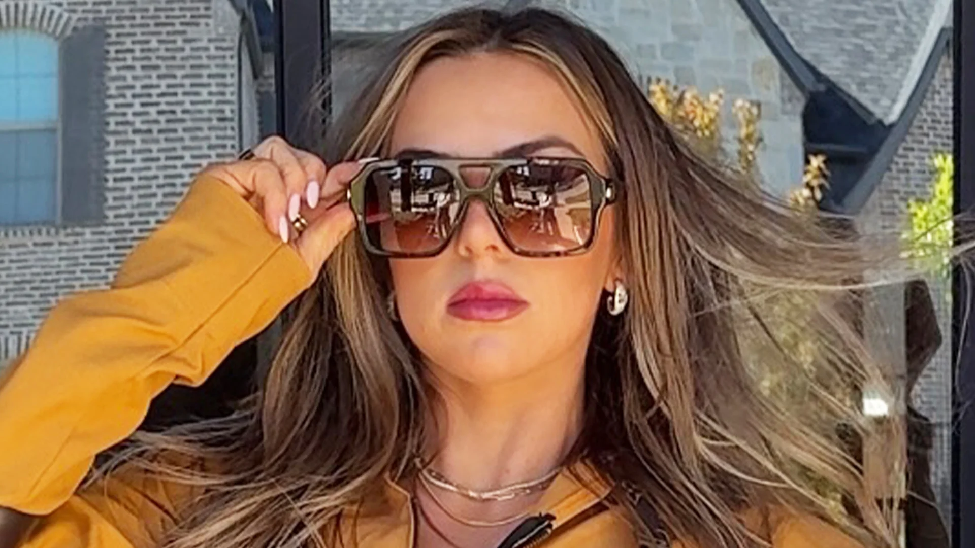 Haley Cavinder Stuns In Custom Jake Ferguson Outfi 20251026 225136
