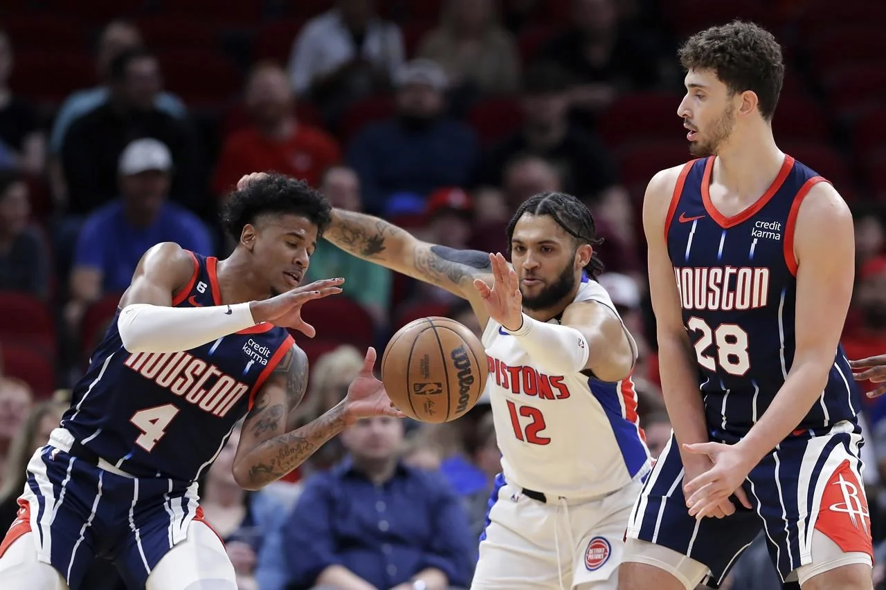 Hawks complete preseason with dress rehearsal lose 20251022 004518