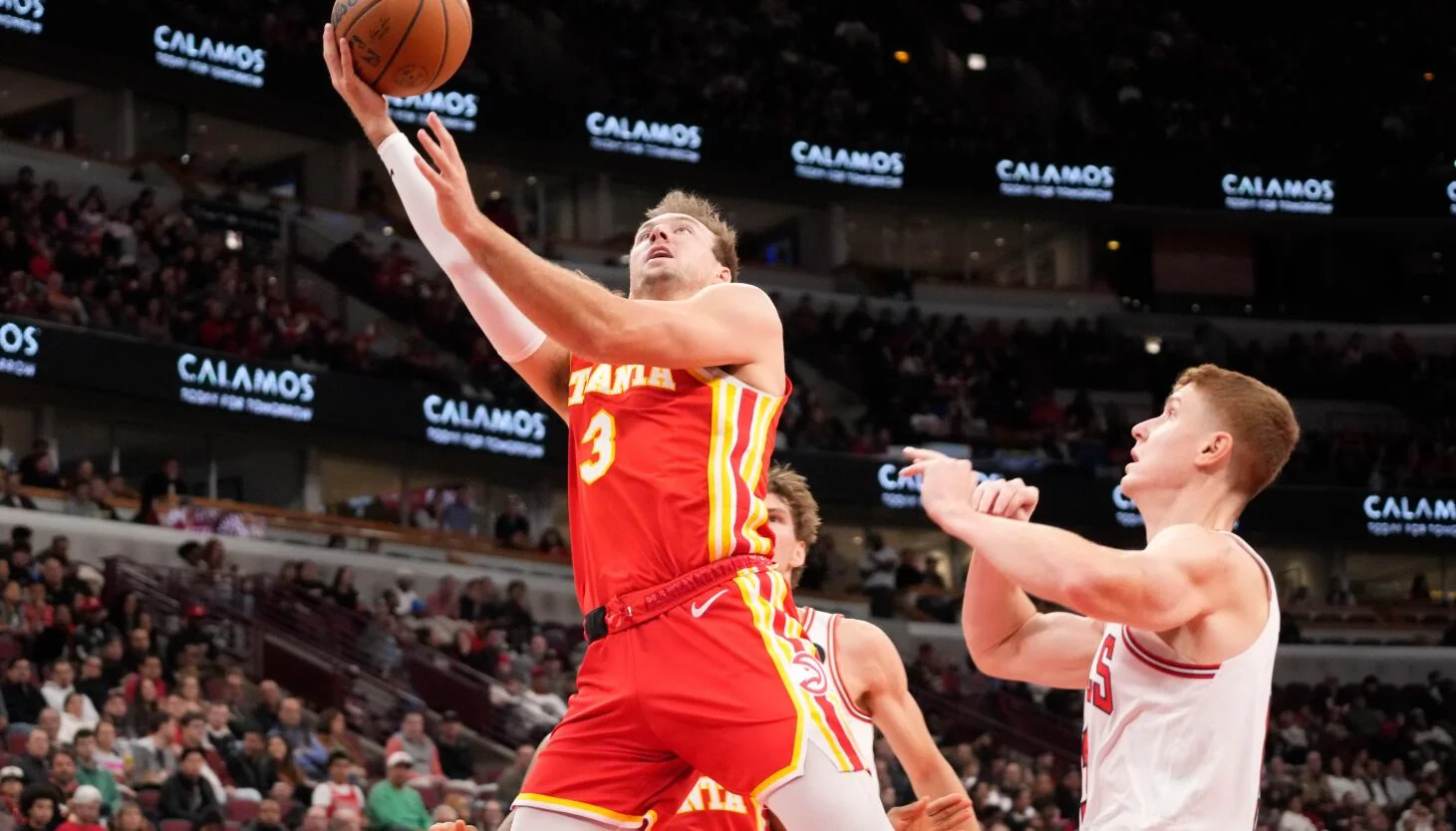 Hawks The Latest Victims Of Bulls Wave Machine 20251029 074456