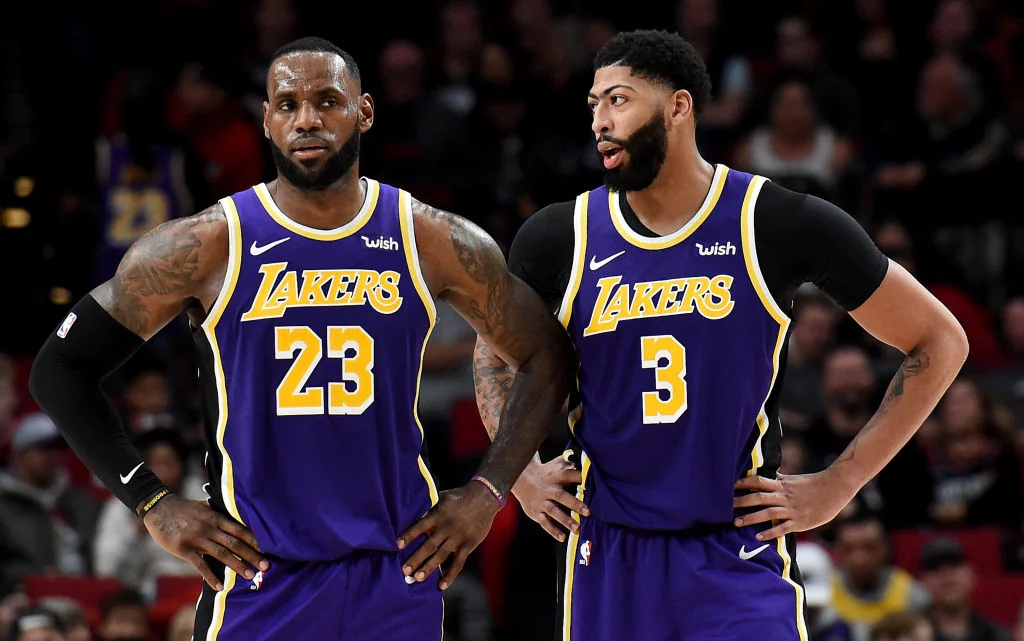 Inside Lakers Group Chat The Moment Anthony Davis 20251022 043634