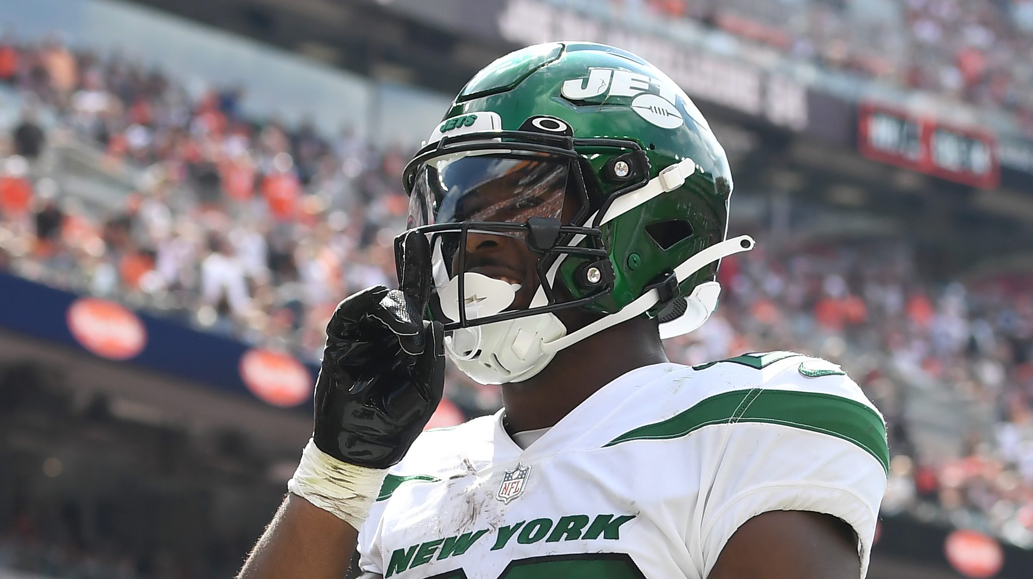 Jets Breece Hall Jermaine Johnson Reportedly Subject Of Nfl Trade Calls At Deadline 20251019 203906