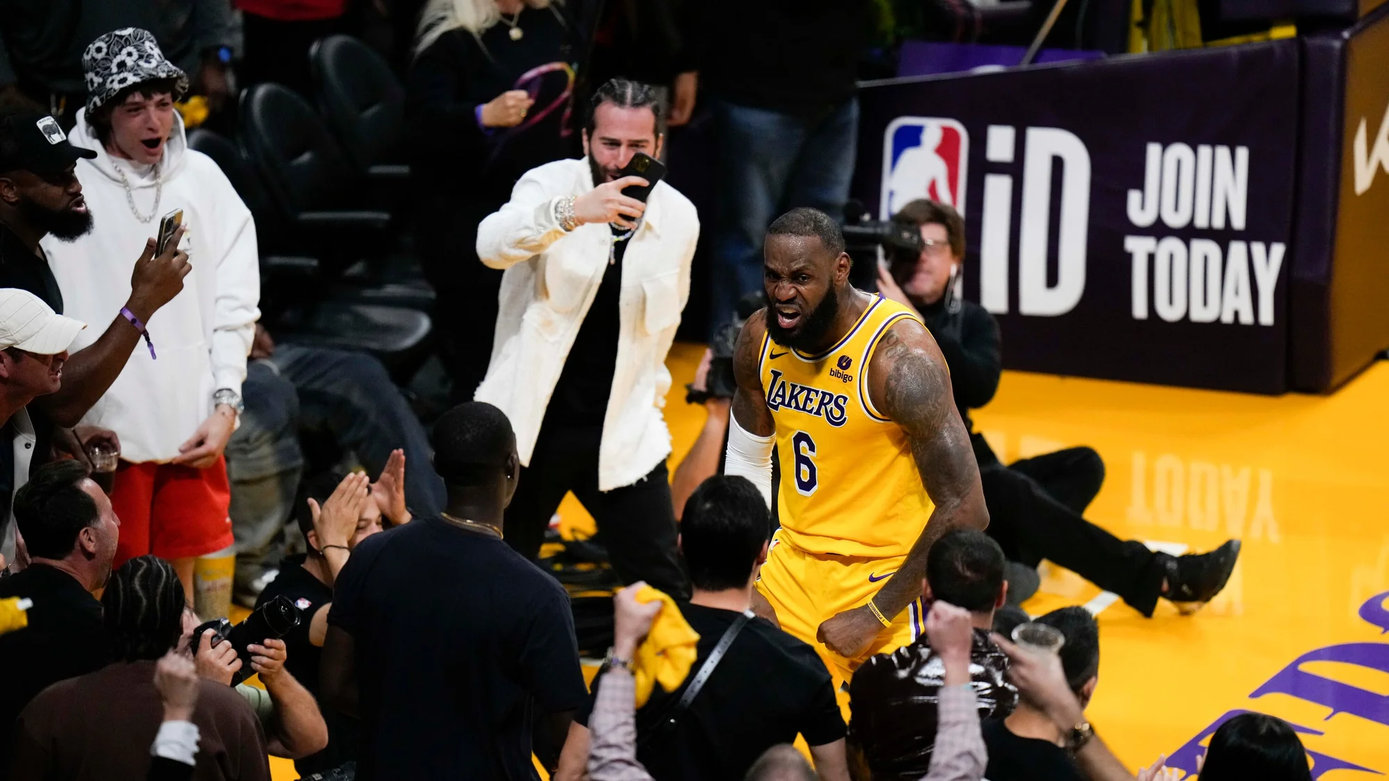 Lakers LeBron James Slammed by Stephen A Smith in 20251021 035247