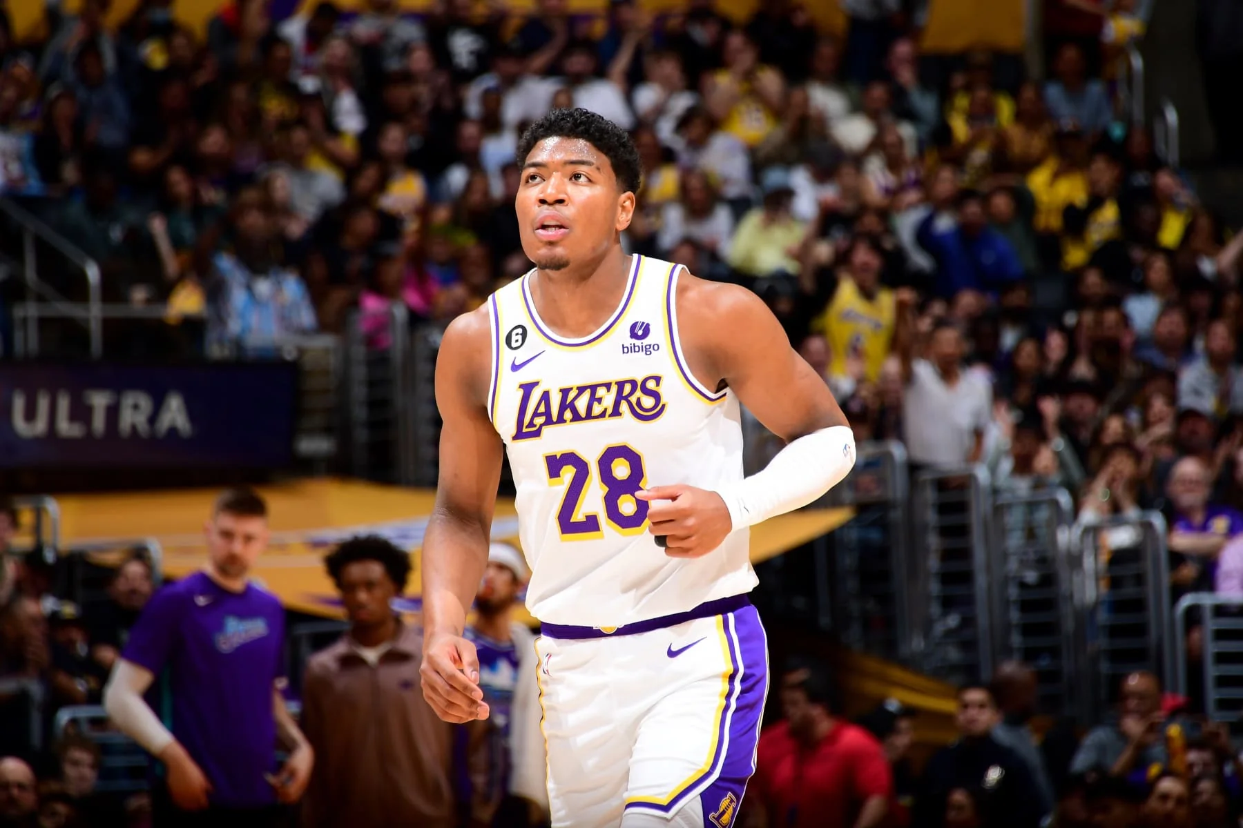 Lakers News Rui Hachimura Focused On Helping Team 20251022 041321