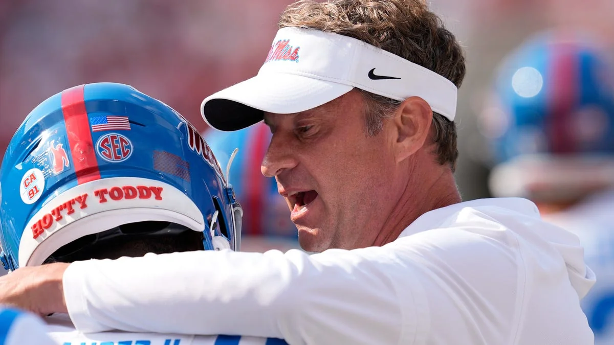 Lane Kiffin on coaching job rumors Never going to 20251027 213718
