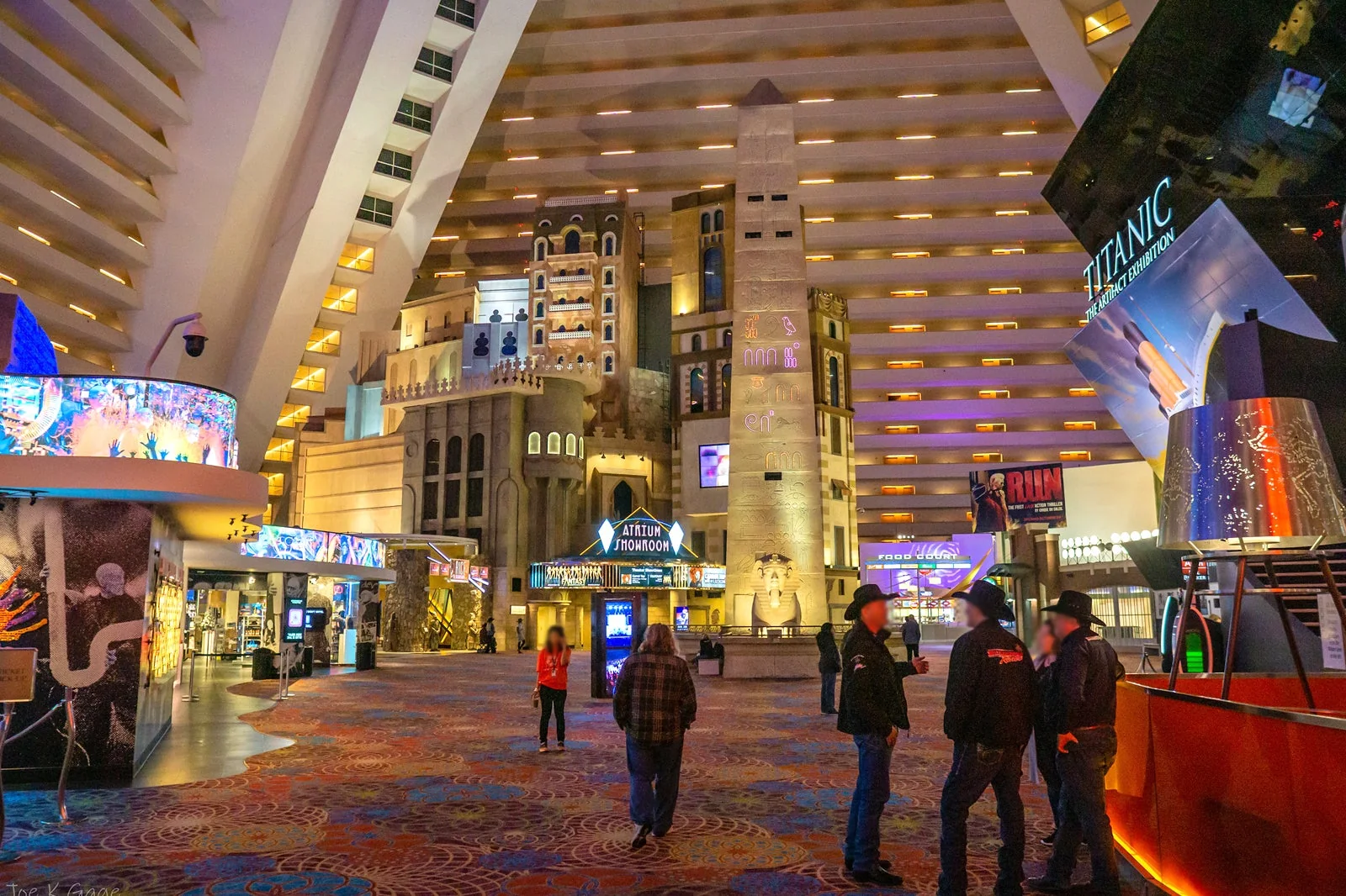 Las Vegas Strip resort venue files for Chapter 11 20251021 211902