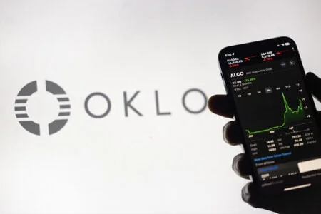Oklo adds to recent losses as FT profiles 20B nucl 20251022 172951