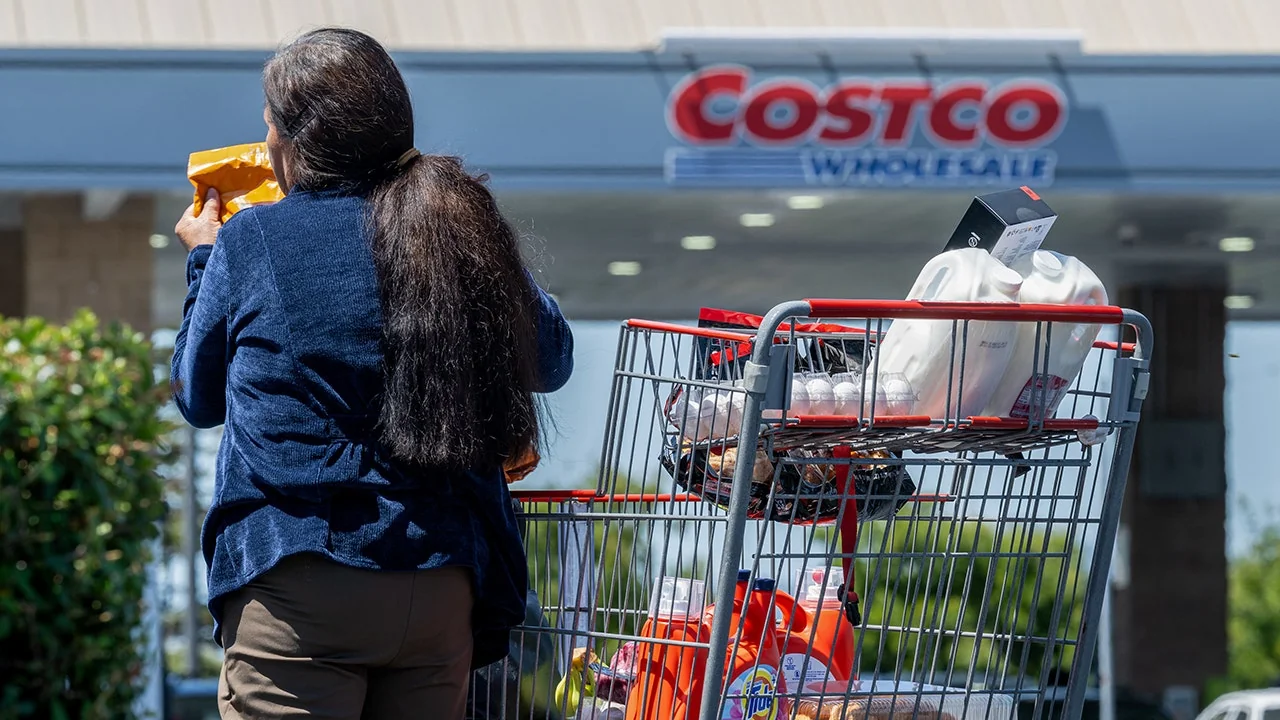 Popular Snack Sold At Costco Sams Club Stores Nati 20251029 051759