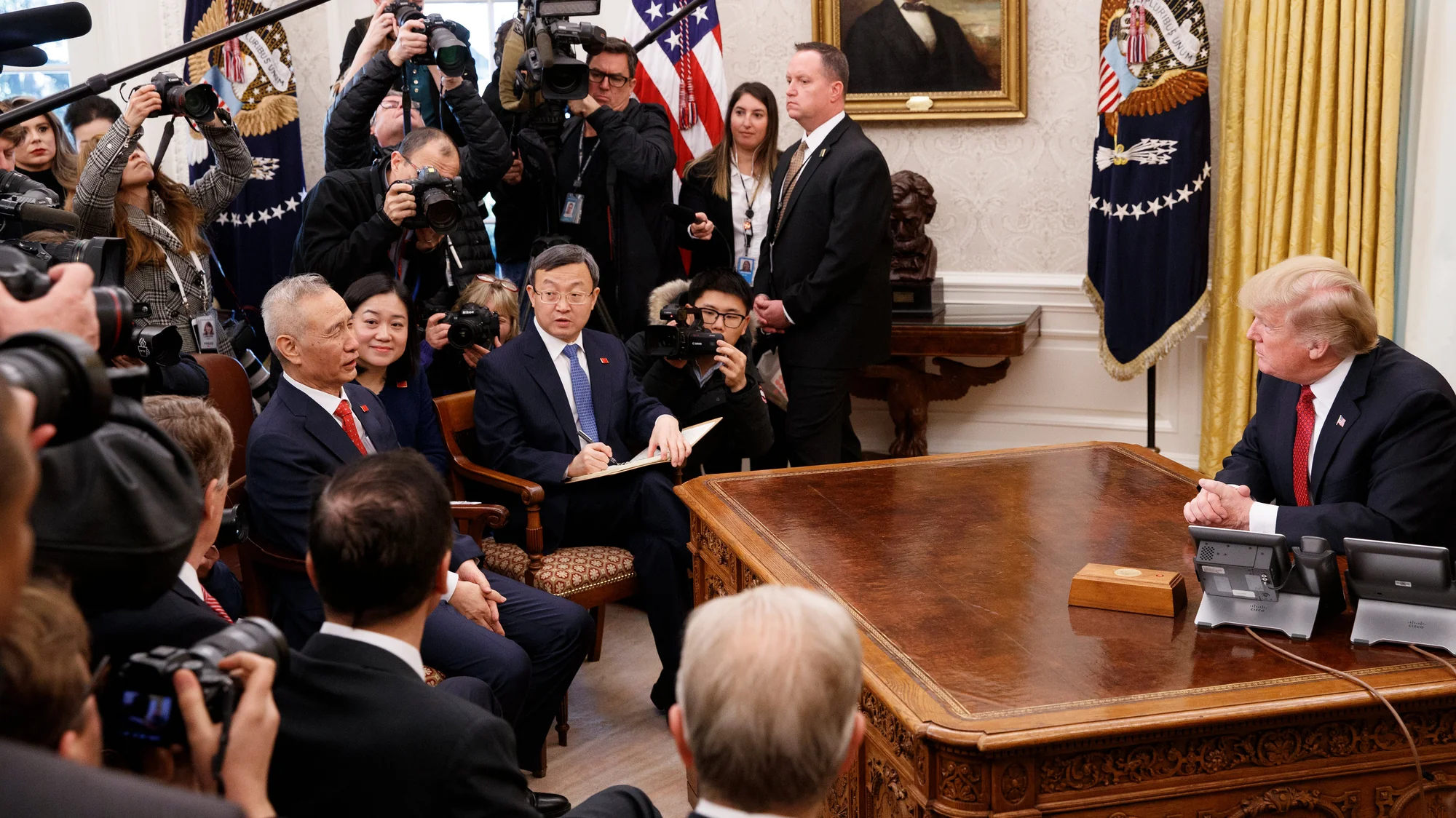 President Trump Makes Announcement at White House 20251020 213907