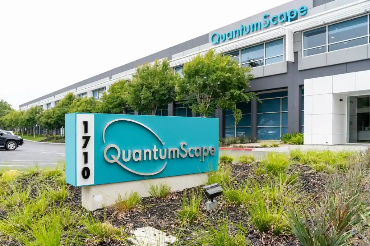 QuantumScape x Corning (2025) The Battery Breakthrough Wall Street’s Watching