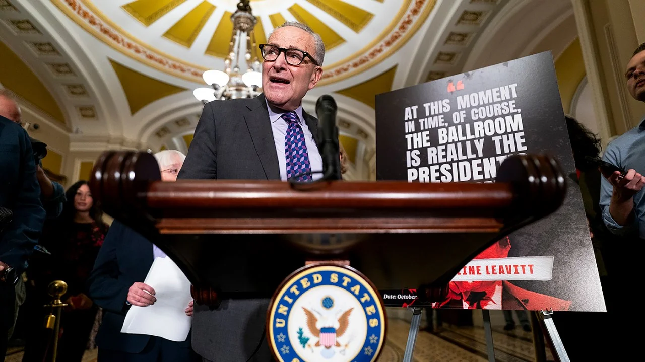 Senate Gop Democrats Looking For Off Ramp To End S 20251030 202402
