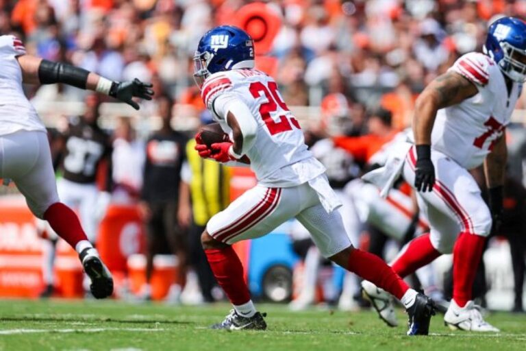 Should I Drop Tyrone Tracy Jr For Fantasy Football Week 7 2025 20251020 004834
