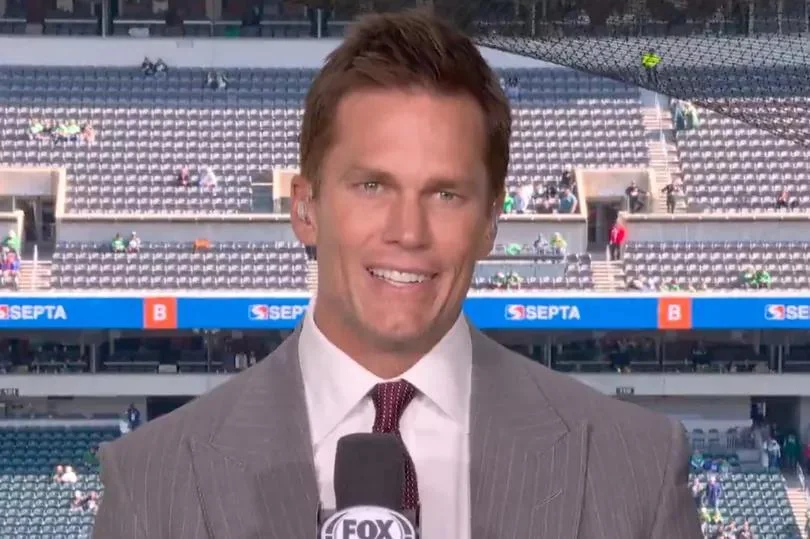 Tom Brady put on back foot on FOX NFL Sunday befor 20251026 211345