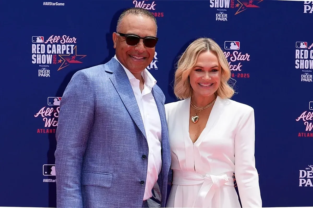 Who Is Dave Roberts Wife She Is Tricia Roberts The 20251028 070013