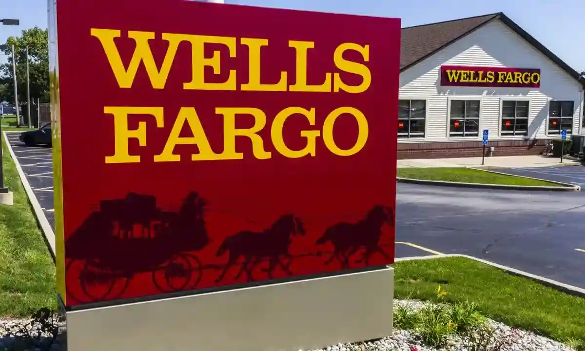 Wells Fargo &Amp; Bank Of America ‘24-Hour Shutdown’ In 2025?