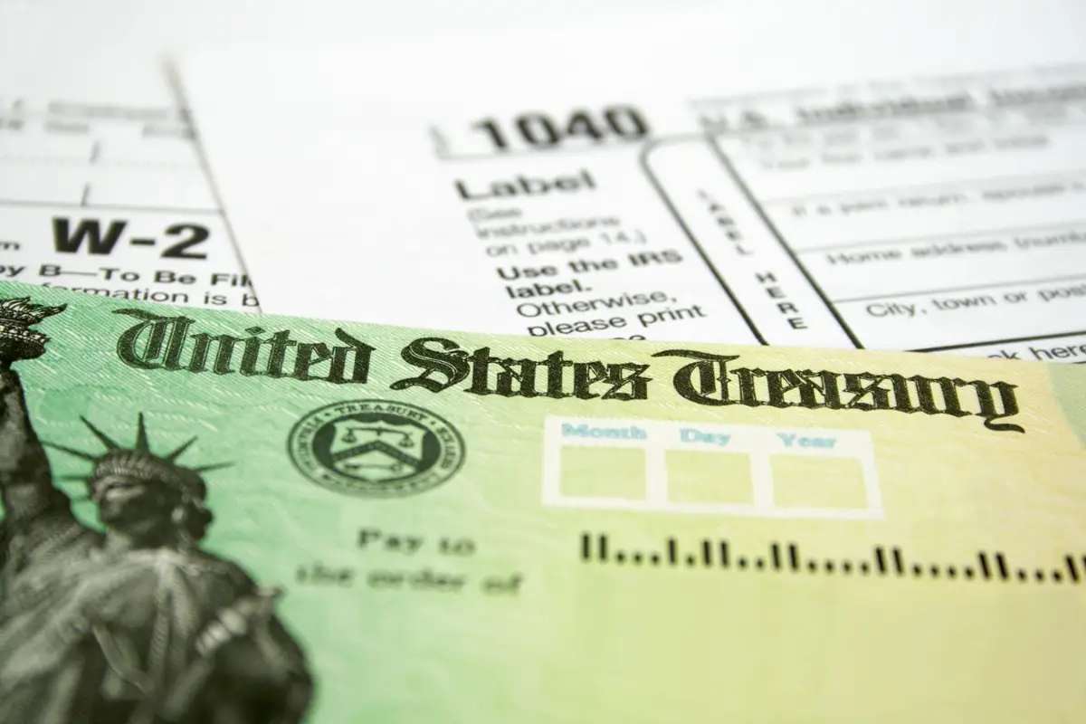 2026 Tax Brackets Explained: What Changes Mean for Your Paycheck & Plan