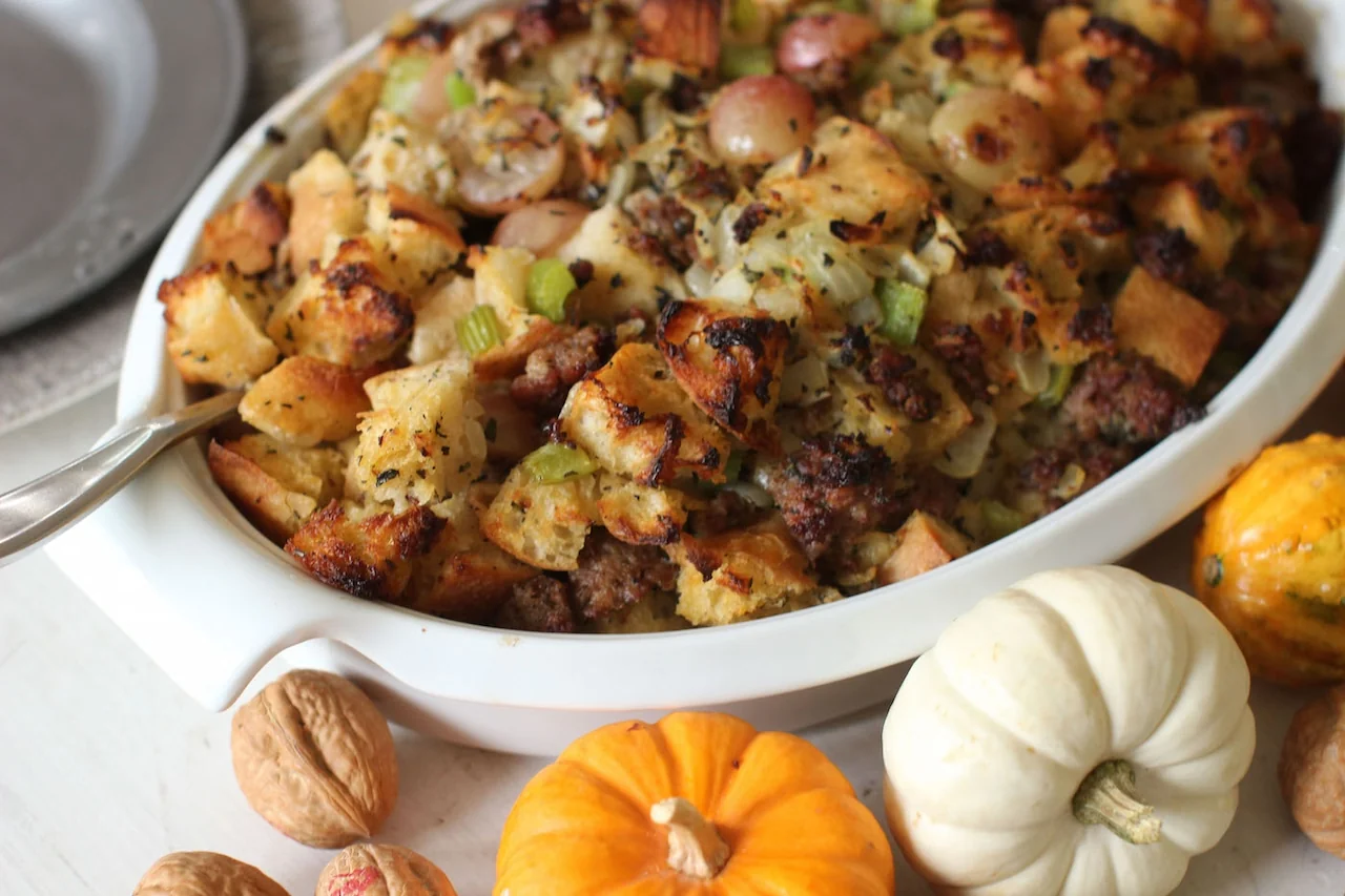 16 stuffing recipes to dress up your Thanksgiving 20251125 170035