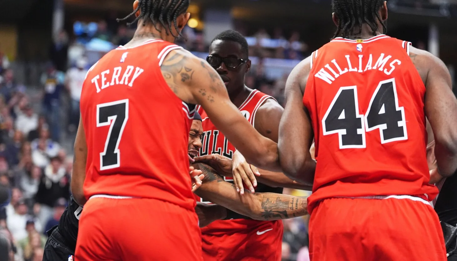 A Good Night For The Brotherhood As Feisty Bulls B 20251120 073617
