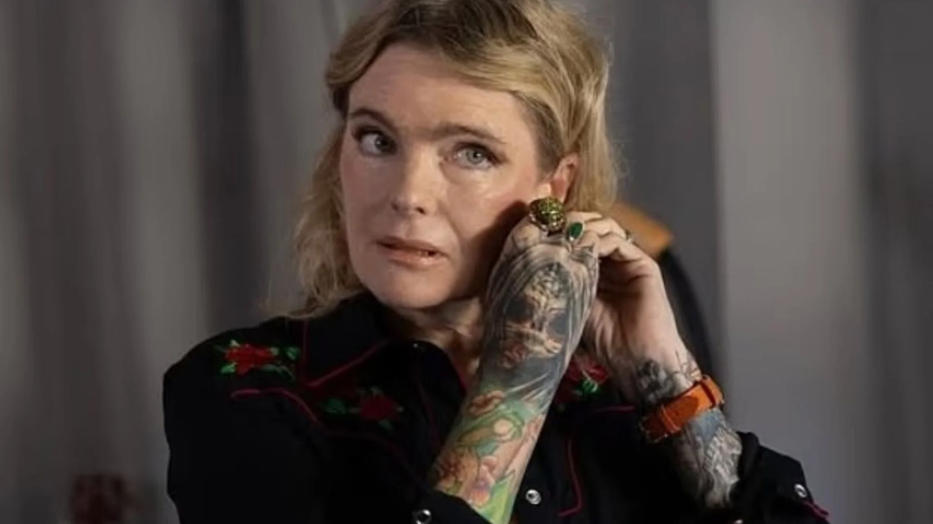 Baywatch star unrecognizable covered in tattoos de 20251116 135815