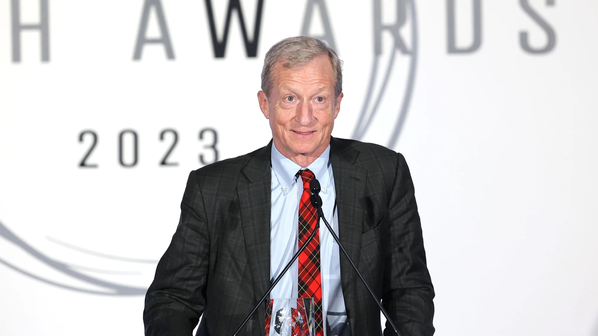 Bilionaire Tom Steyer Declares Run For California 20251119 170109