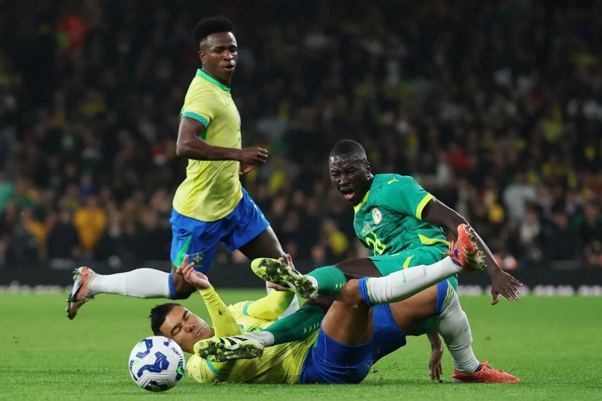 Casemiro A Grossi Non Je Ne Mattendais Pas A Les 20251118 213654