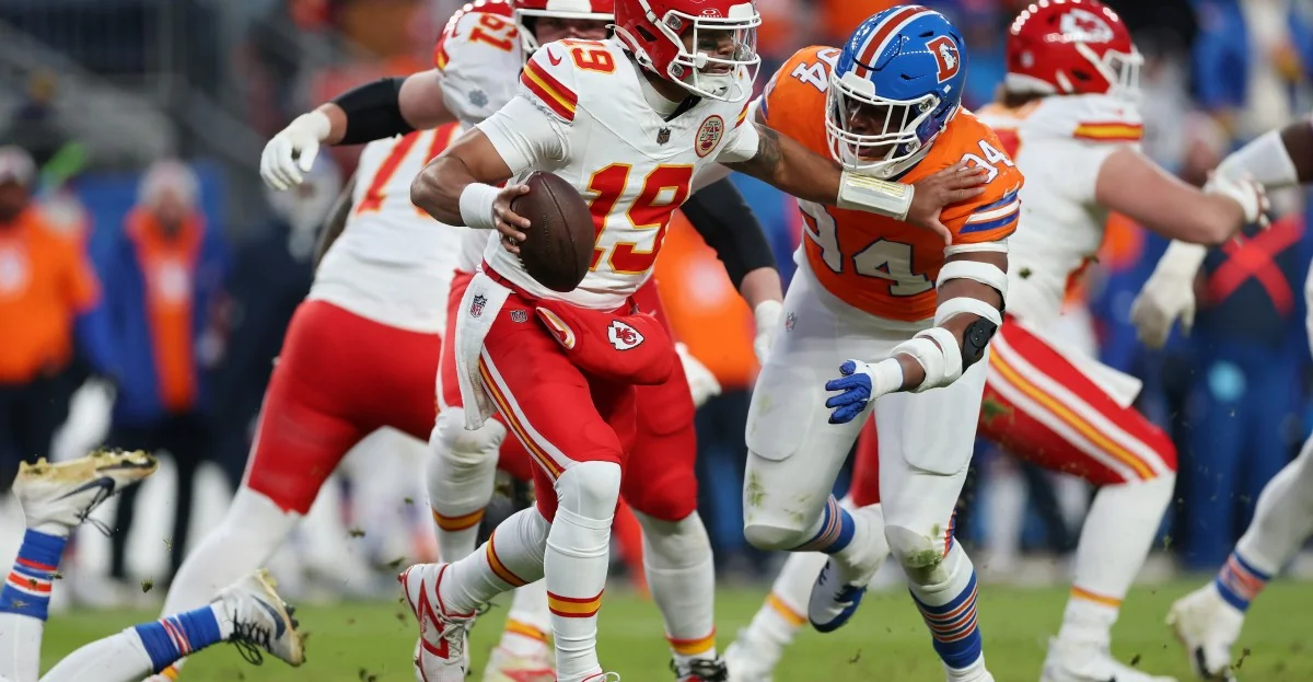 Chiefs News 1114 Sunday Is A Must Win For The Chie 20251115 005517