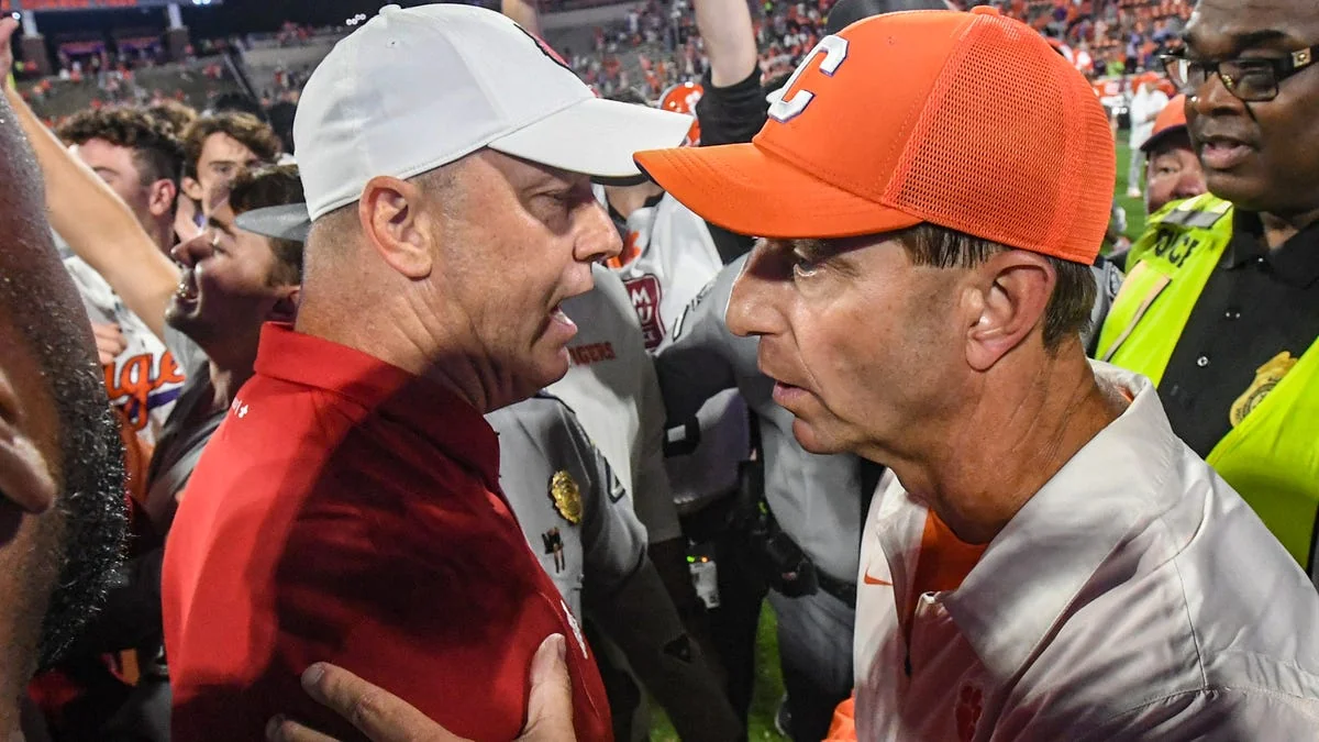 Clemson Vs Louisville Football Live Updates Start 20251115 021244