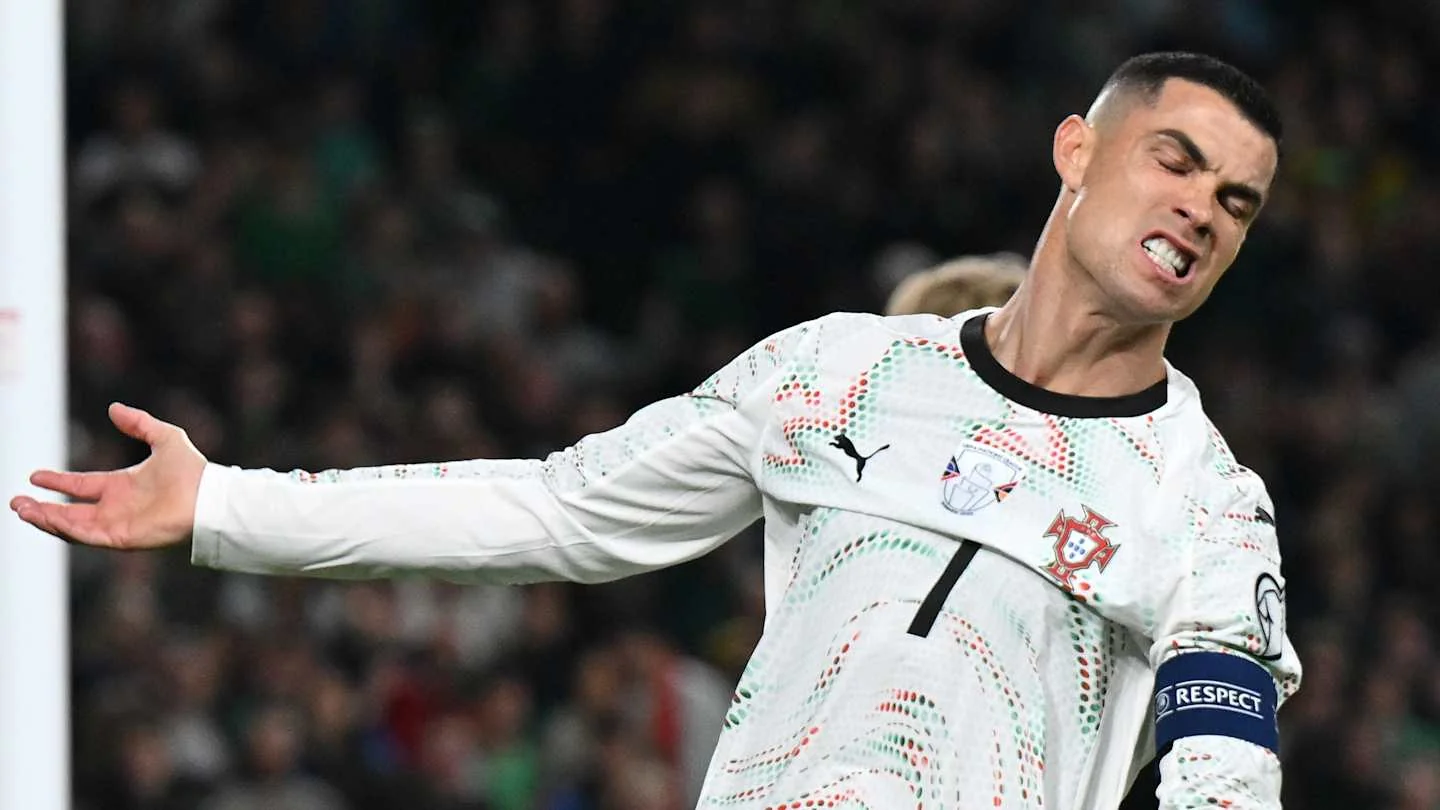 Cristiano Ronaldo Called Out By Man Utd Star For C 20251116 171105
