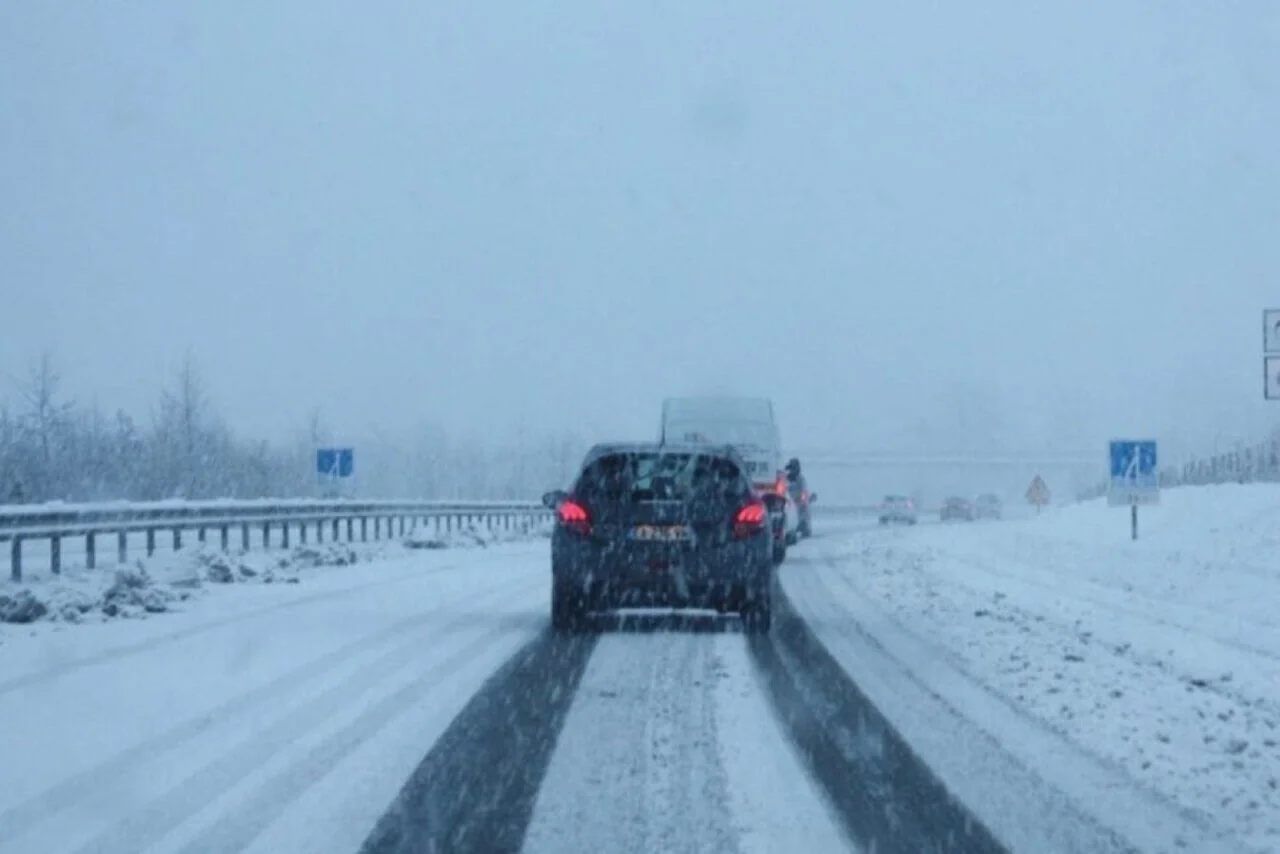 Des Chutes De Neige Annoncees A Tres Basse Altitud 20251120 133600