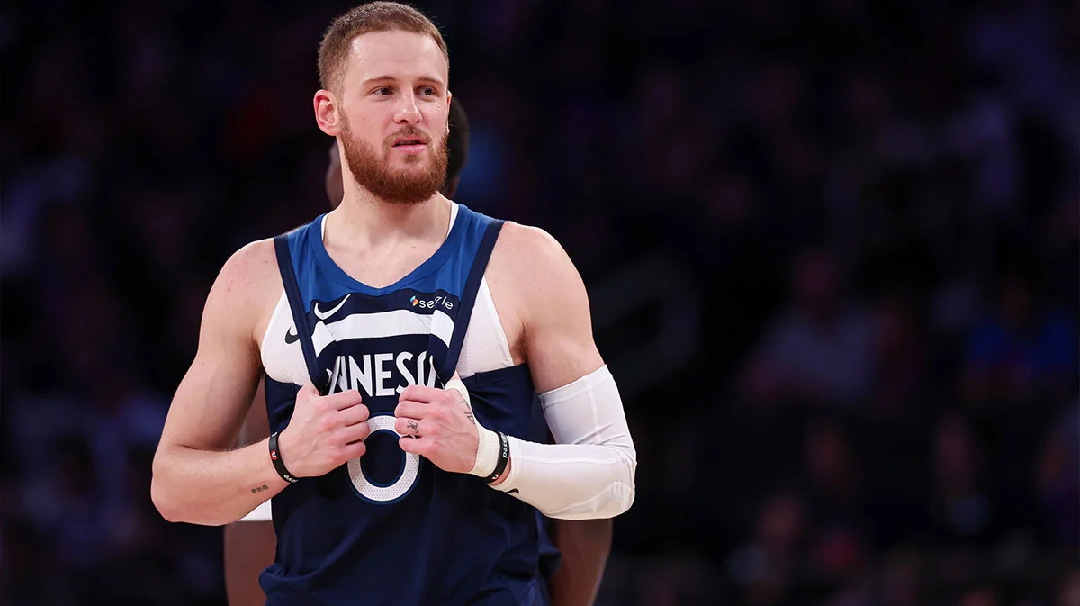 Donte DiVincenzos face after injury scare has fans 20251104 051952