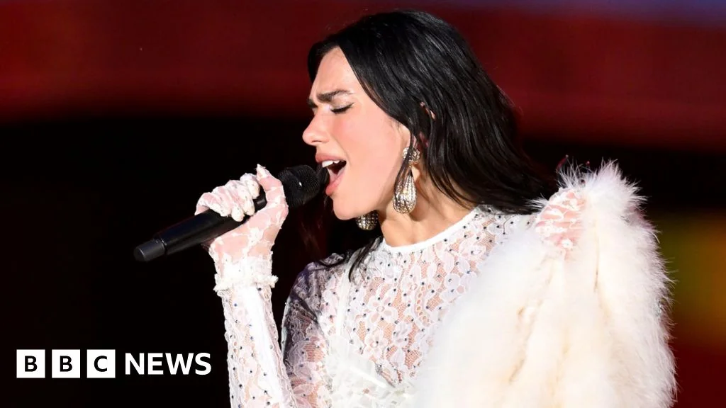 Dua Lipa And Coldplay Urge Government To Stop Tout 20251114 090847