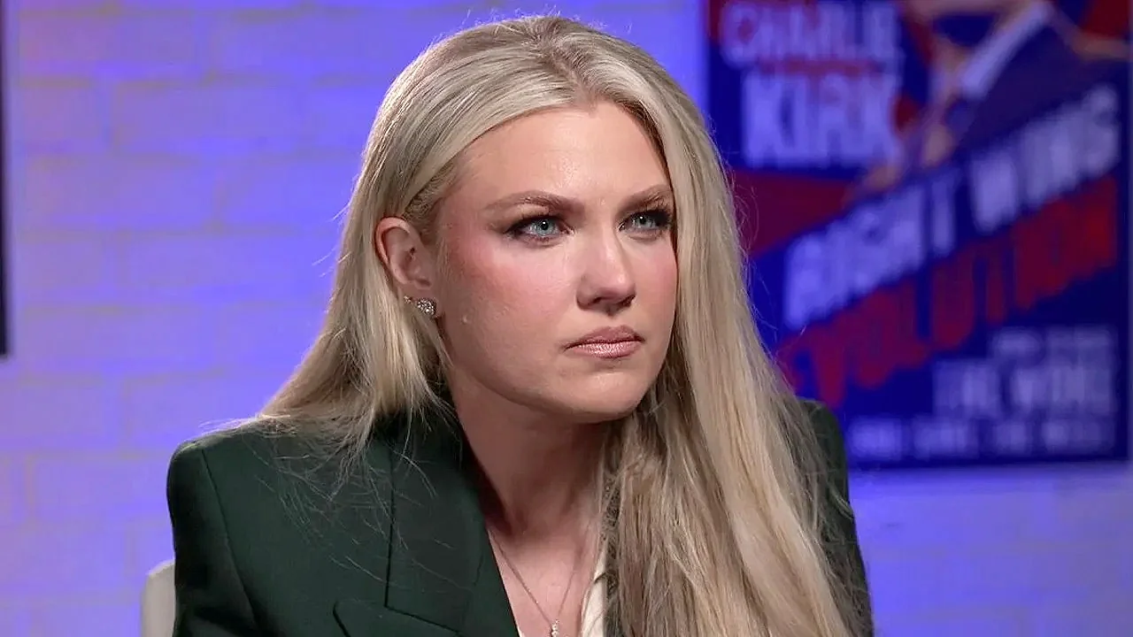 Erika Kirk recounts seeing Charlie lying in the ho 20251106 031625