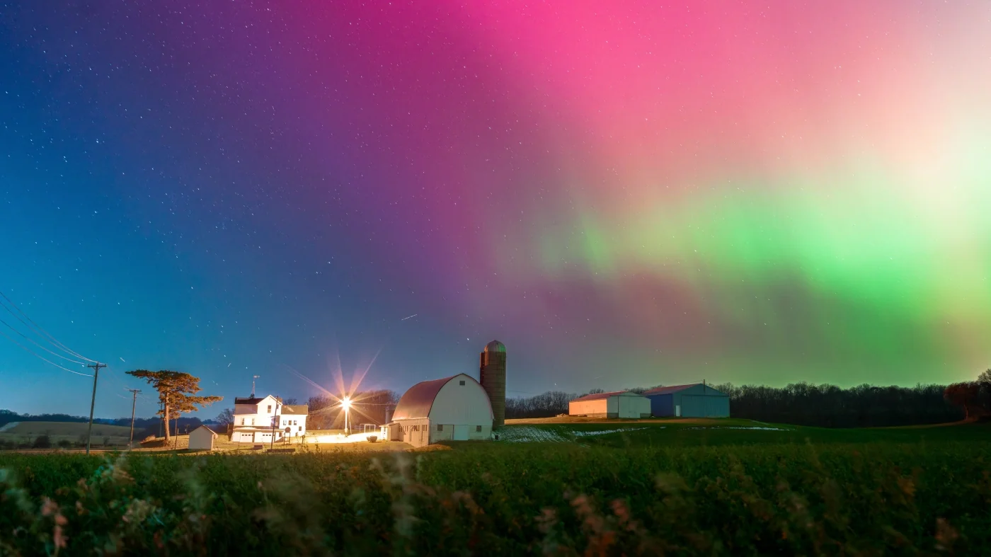 In Photos The Us Saw Vivid Northern Lights As Far 20251114 135951