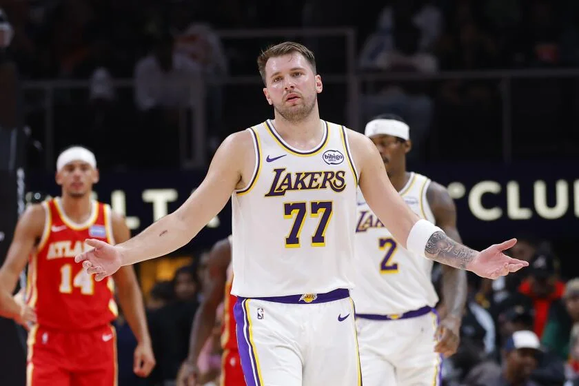 Injuries Finally Catch Up To Lakers As Win Streak 20251111 064838