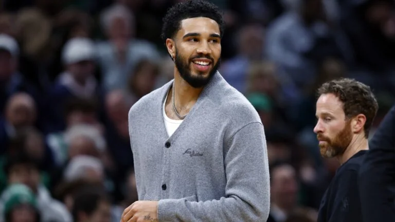 Jayson Tatum Continues To Impact Celtics Even Whil 20251119 031804