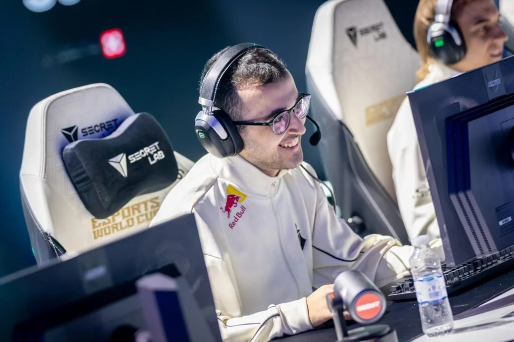 Kt Rolster Sweep Into World Championship Semifinal 20251101 125136