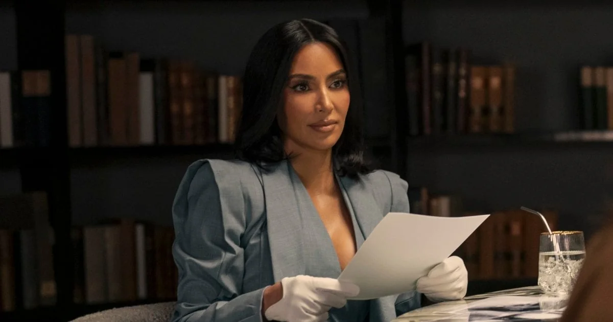 Kim Kardashian Faces Threatening Message While Pre 20251106 173908