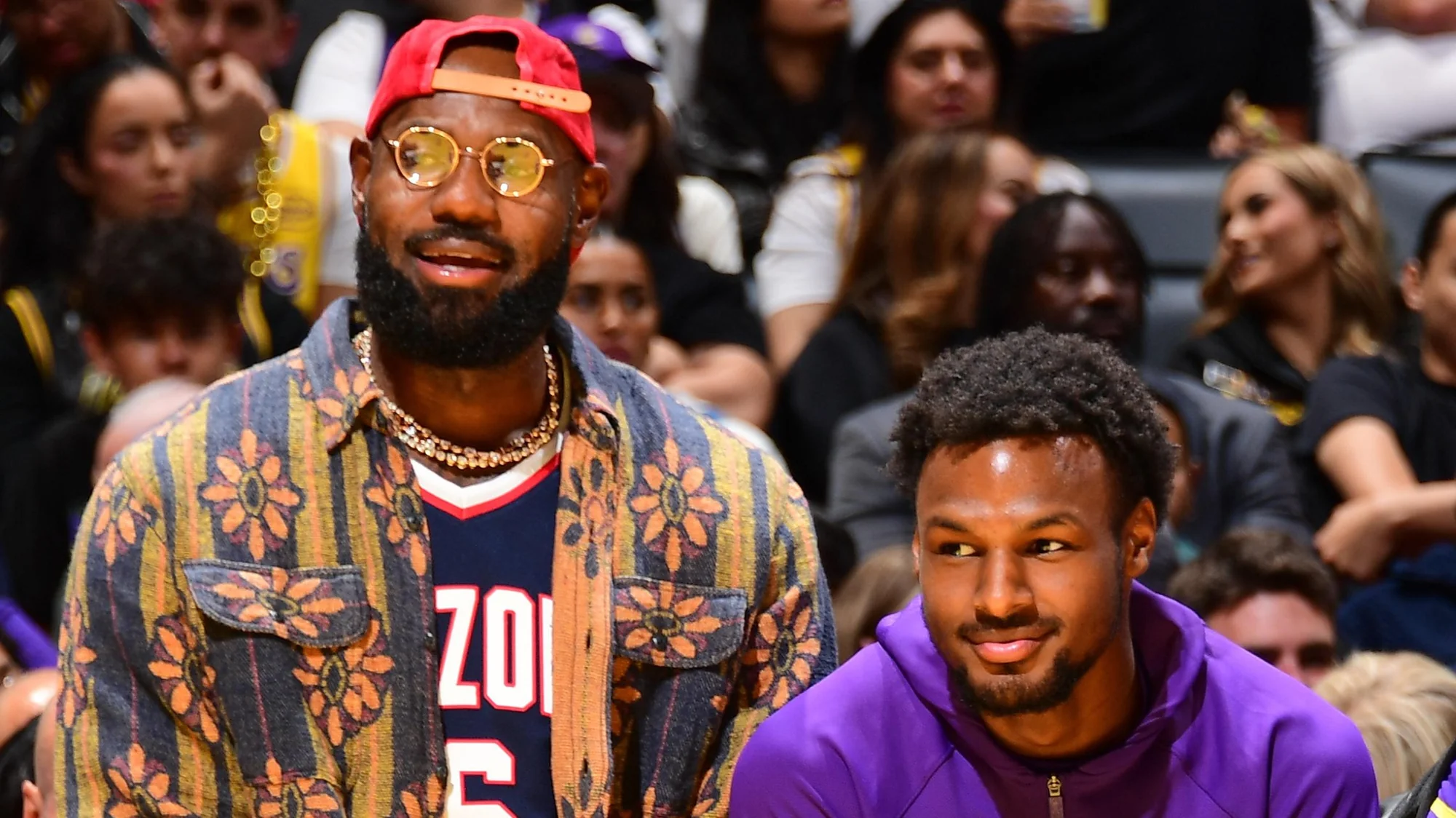 Lakers LeBron James Jokes He Bronny Dont Talk As M 20251120 024542