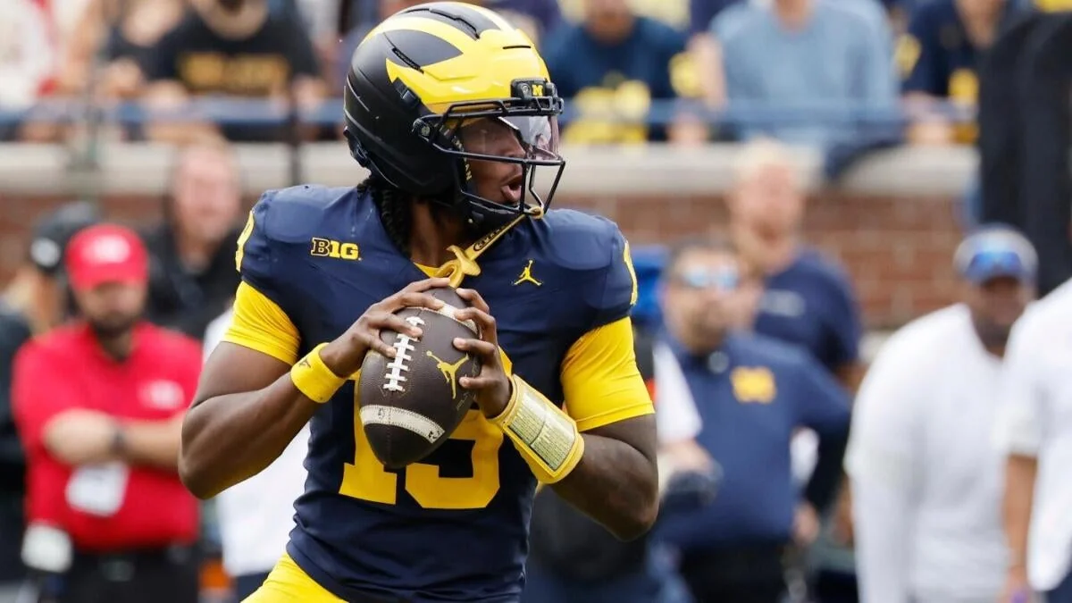Michigan Vs Northwestern Prediction Odds Wrigley F 20251115 145351