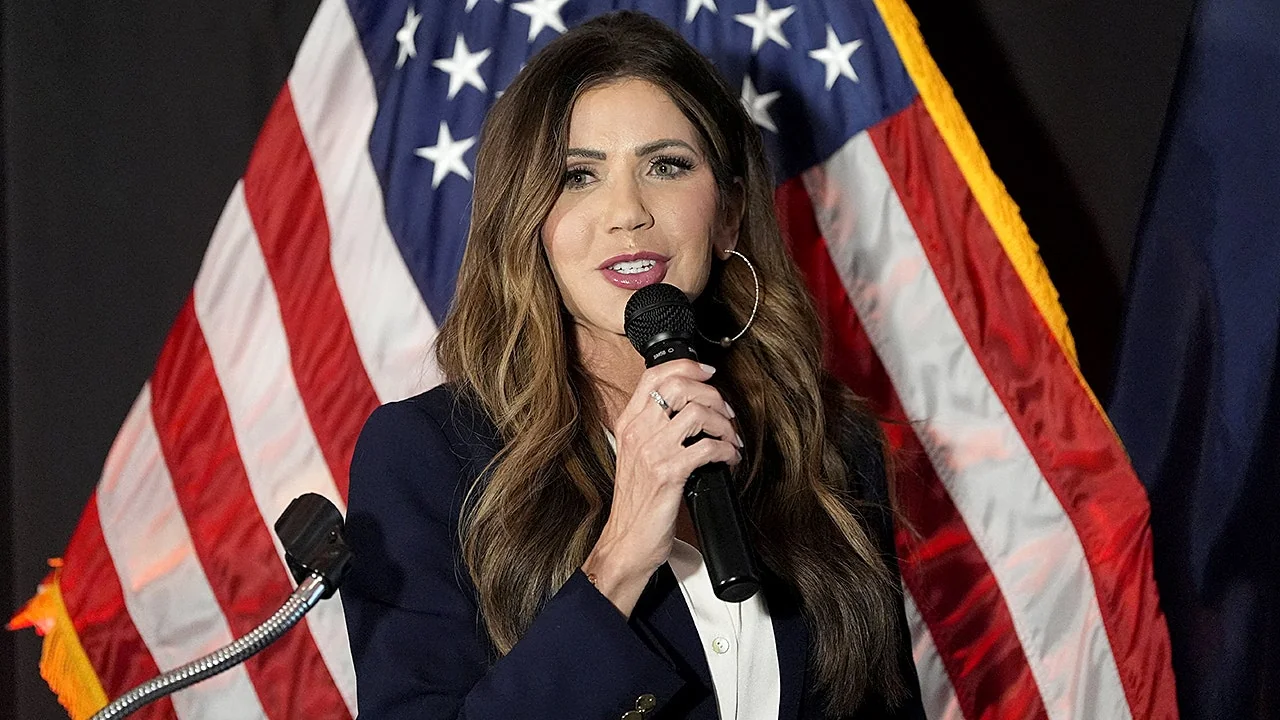 Noem Announces Arctic Defense Pact With Canada Fin 20251119 143243
