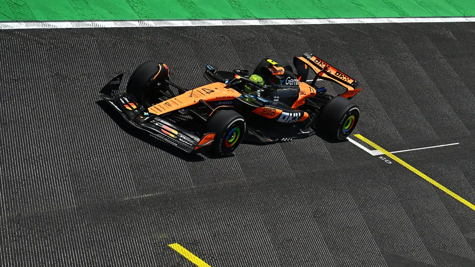 Norris edges out Piastri in sole Sao Paulo practic 20251107 204545