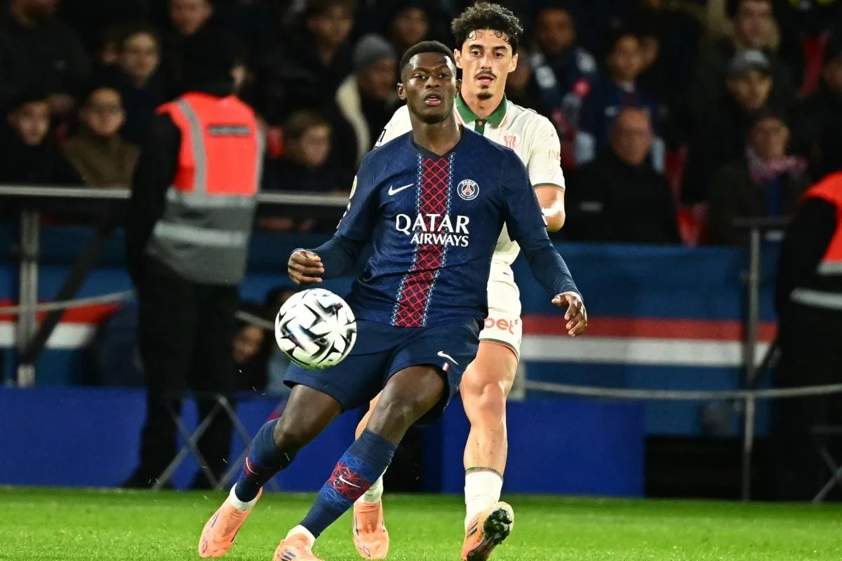 Nuno Mendes de retour dans le groupe du PSG face a 20251122 214242